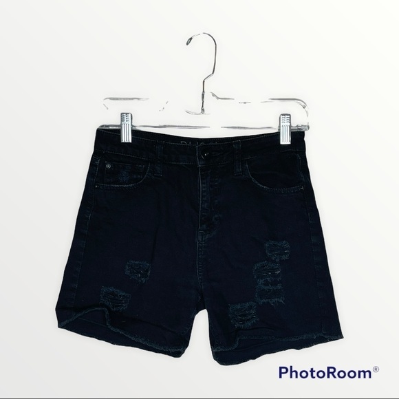 DL1961 x REVOLVE Monet Ultra High Rise Distressed Cutoff Black Denim Shorts, 25 - Picture 3 of 11